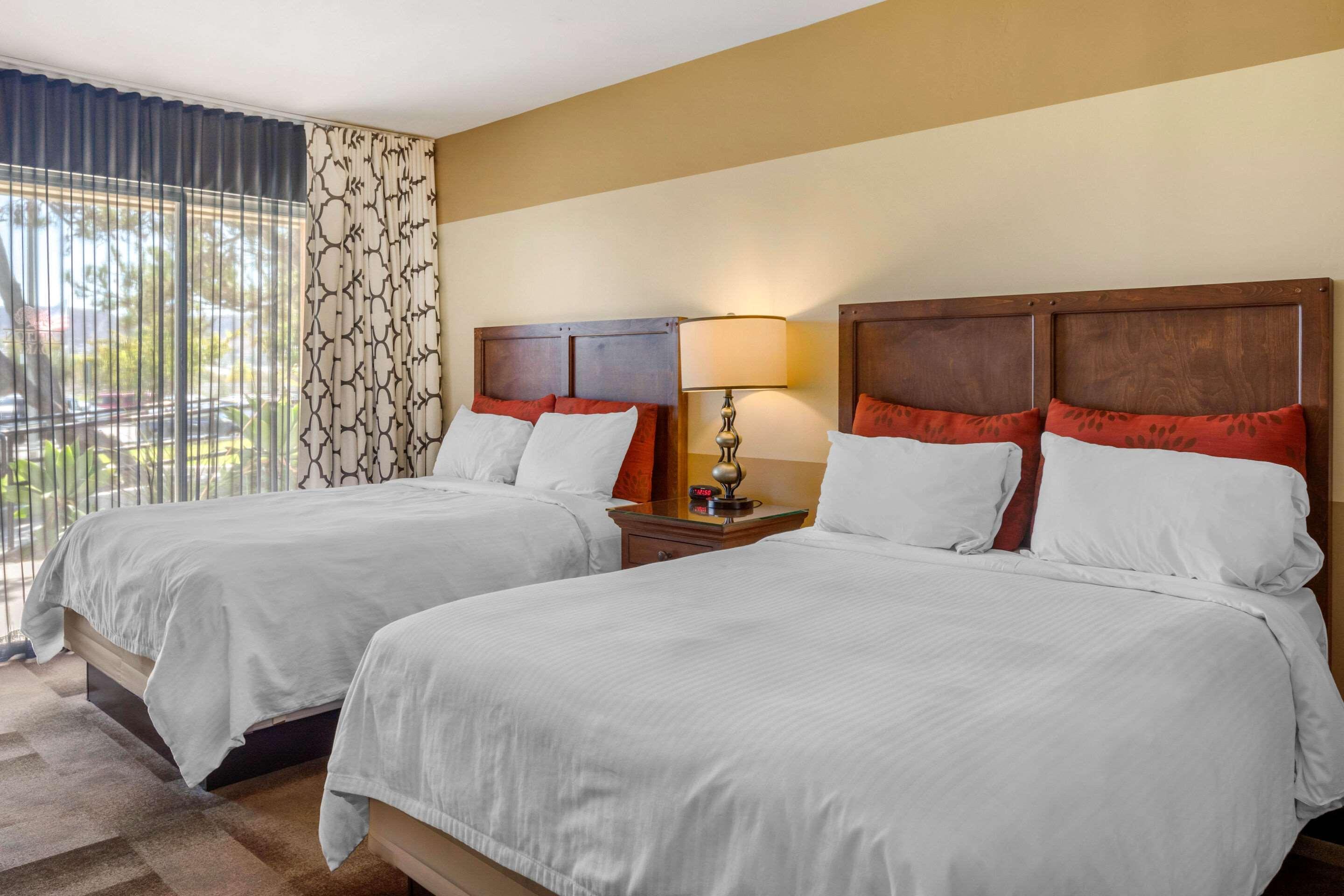 คาร์ลตัน โอคส์ ลอดจ์, แอสเซนด์ โฮเทล คอลเล็กชั่น Hotel ซานที ภายนอก รูปภาพ