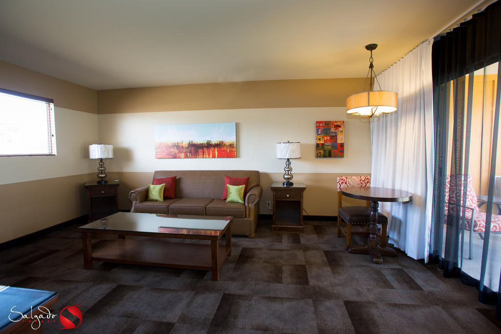 คาร์ลตัน โอคส์ ลอดจ์, แอสเซนด์ โฮเทล คอลเล็กชั่น Hotel ซานที ภายนอก รูปภาพ